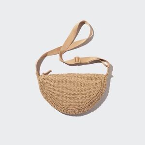 Uniqlo Round Mini Crochet Crossbody Bag in Beige